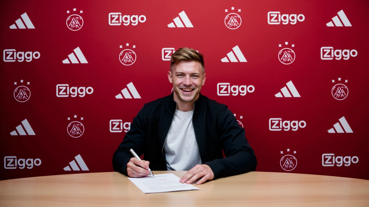 Ajax Welcomes Norwegian Winger Oliver Edvardsen in Strategic Transfer Deal